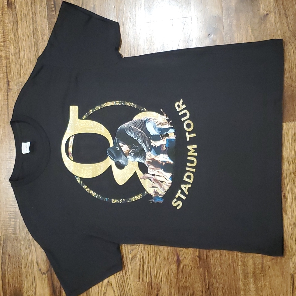 Adult Hanes unisex Garth Brooks Stadium Tour tshirt size L